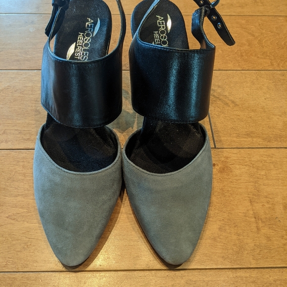 Suede and leather high heel shoes - Picture 2 of 3